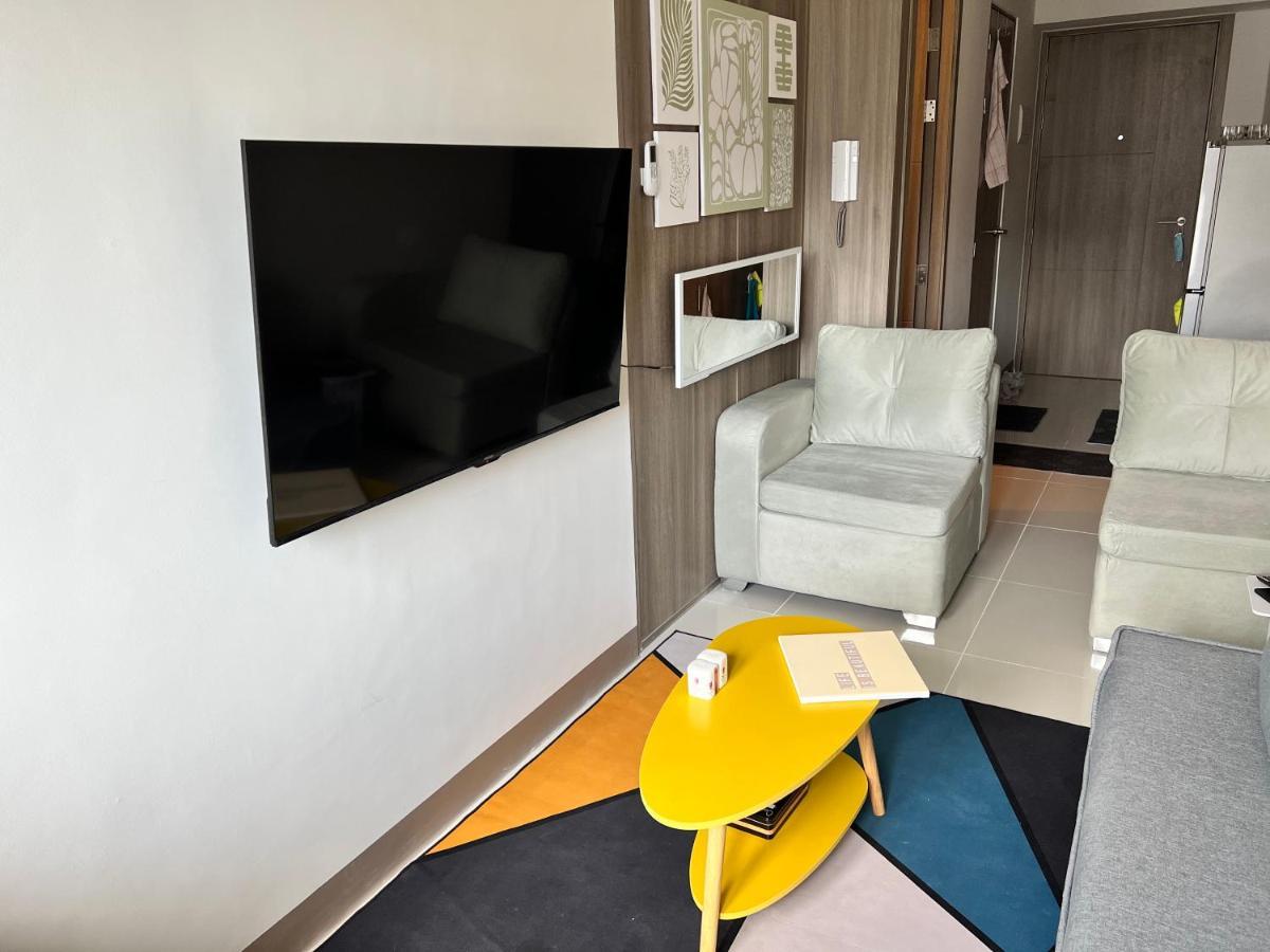Beautiful 1Bed Condo Nr Airport, Moa, Makati, Bay Манила Экстерьер фото